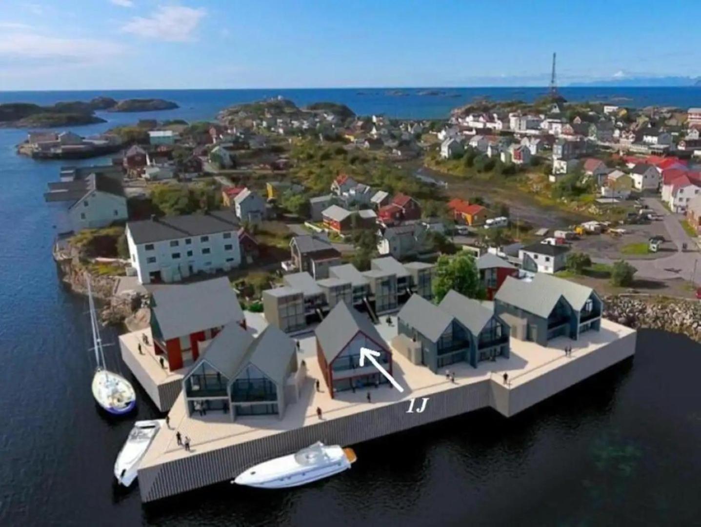 Rorbuleilighet 1J Henningsvaer Luaran gambar